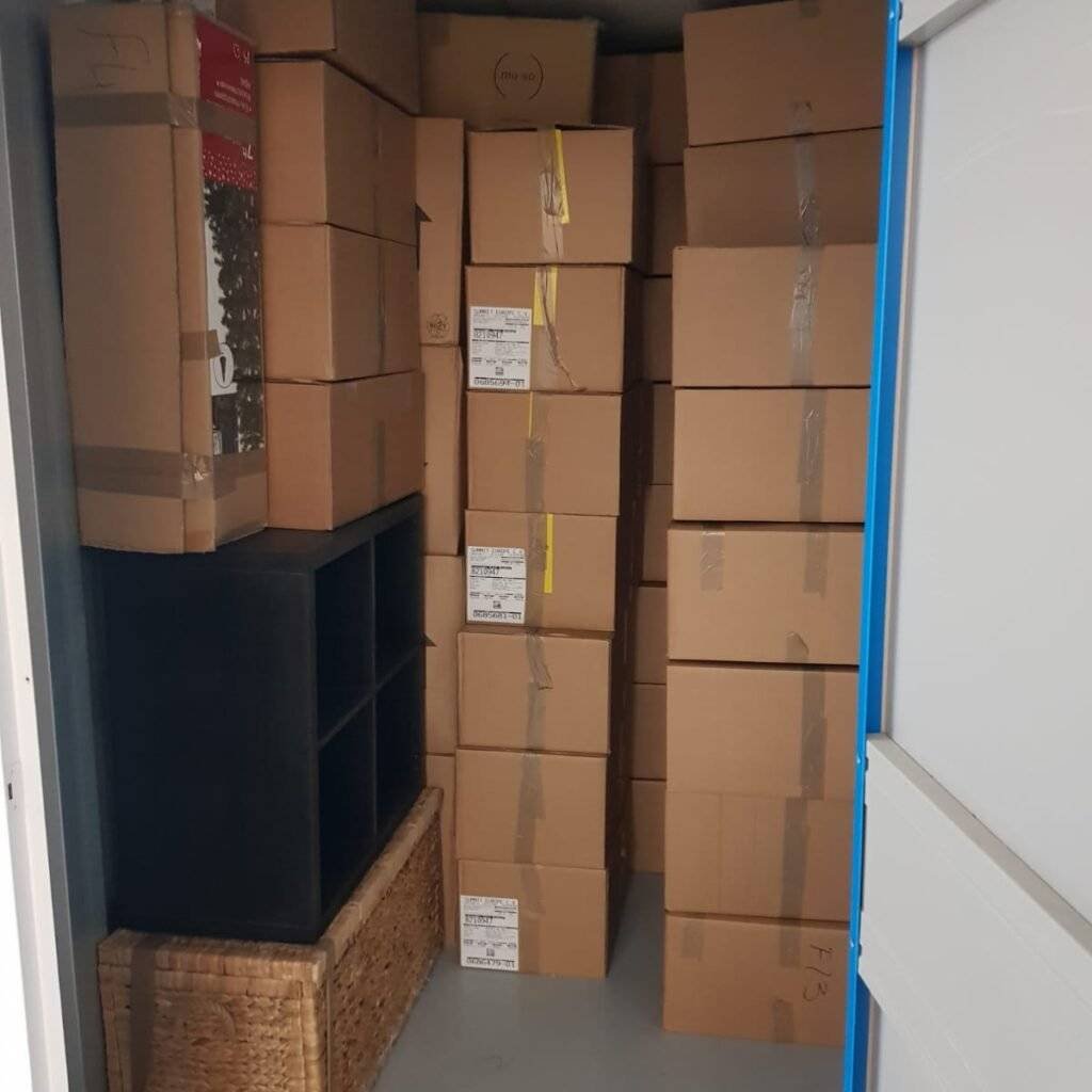 This is a pic of packed boxes