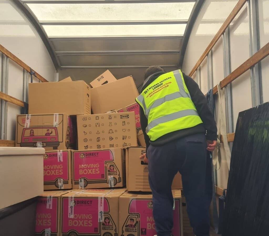 Why Smart Londoners Trust Professional Packing Services