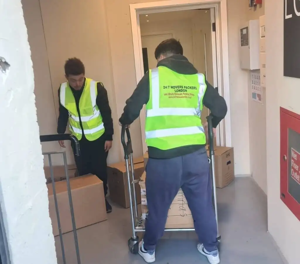 Luxury-Level Relocation for Covent Garden’s Finest Homes