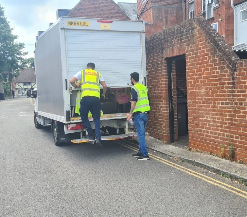 Smart Moves: Why Short Term Storage in London Is a Game-Changer for Your Relocation
