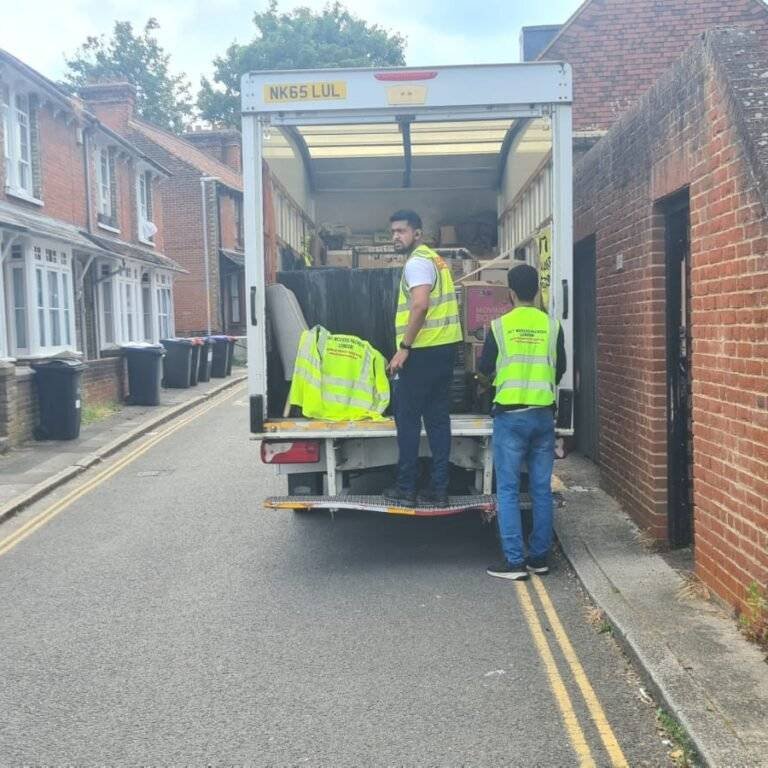 📦 From Chaos to Calm: How London Movers Simplify Every Step of Your Relocation