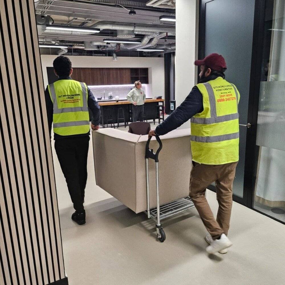 🏢 Office Moves Made Effortless – Business Relocation Experts in East London