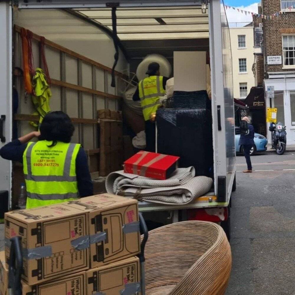 💼 From Studio Flats to Offices – Why Man and Van London Fits All Sizes